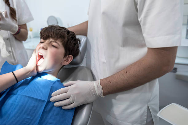 Best Emergency Tooth Extraction in Saluda, SC